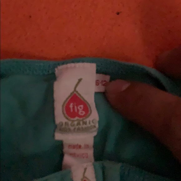 Toddler clothes - Picture 3 of 4